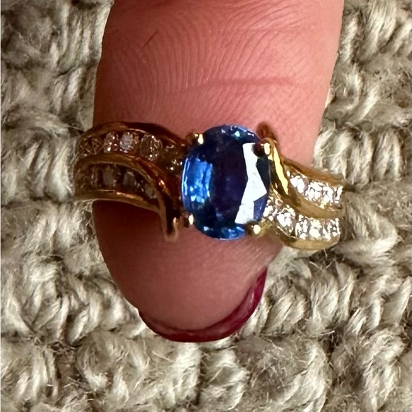 Ring 18k yellow gold 22 round diamonds and 1 oval Ceylon sapphire - Picture 4 of 12